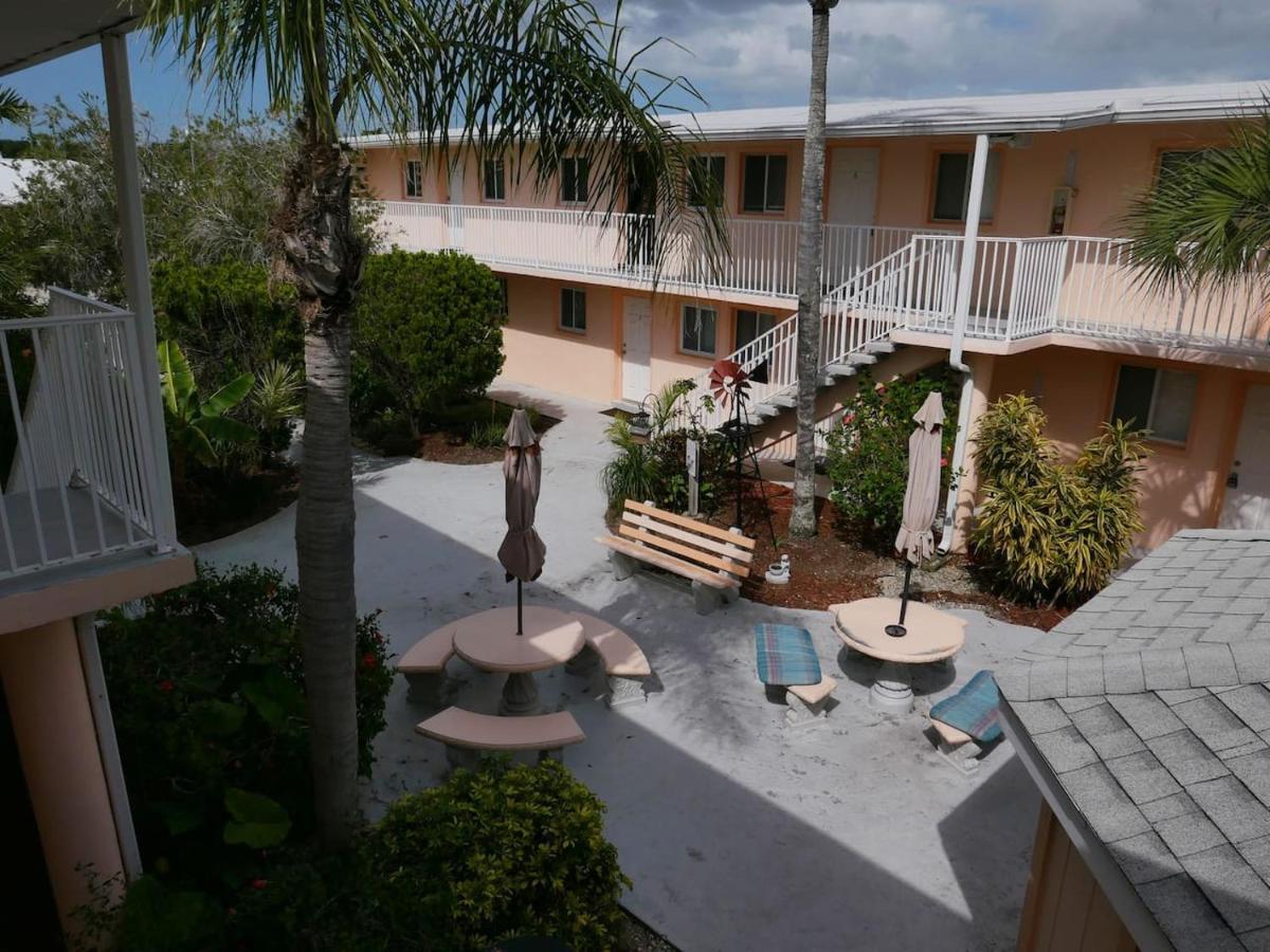 Apartamento Cozy Beach Getaway Cabo Cañaveral Exterior foto